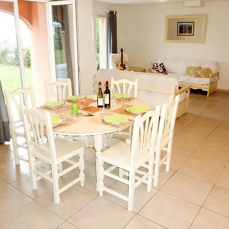 Holiday Les Hauts Du Lac Ferienhaus Homps (Aude)